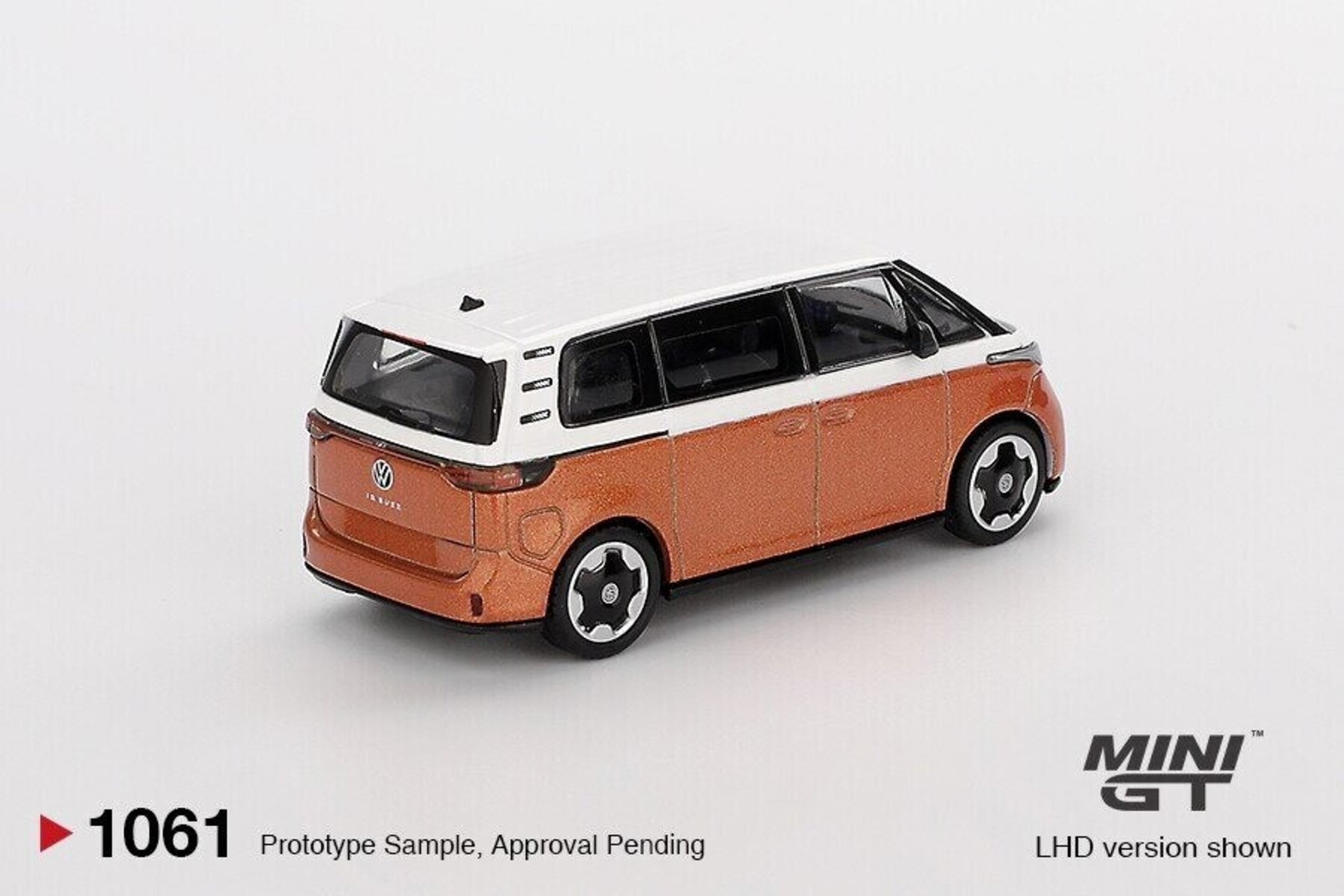 MGT01061-L 1:64 Volkswagen ID.Buzz Caravelle 2024 – Mini GT - 3
