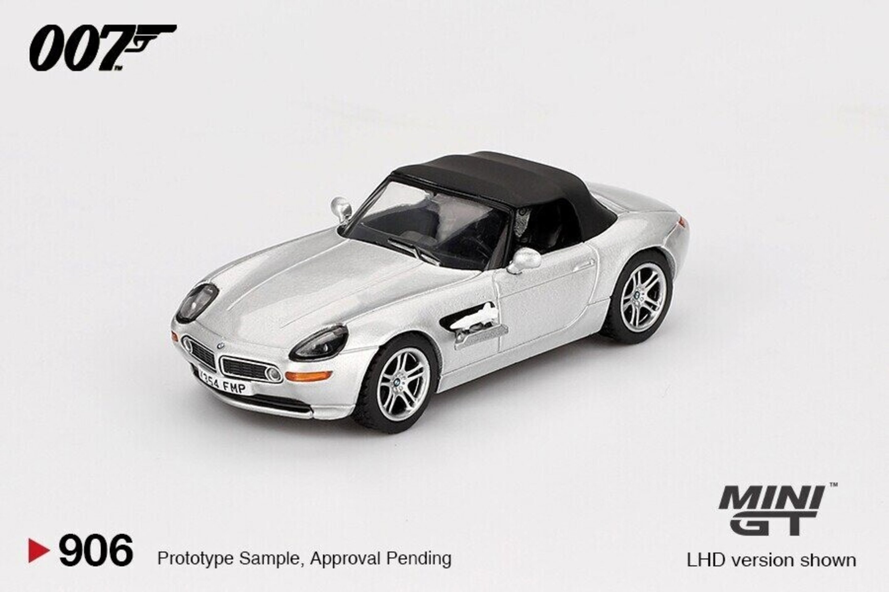 MGT00906-007 Mini GT 1:64 BMW Z8 – The World Is Not Enough 1999 (English) - 2