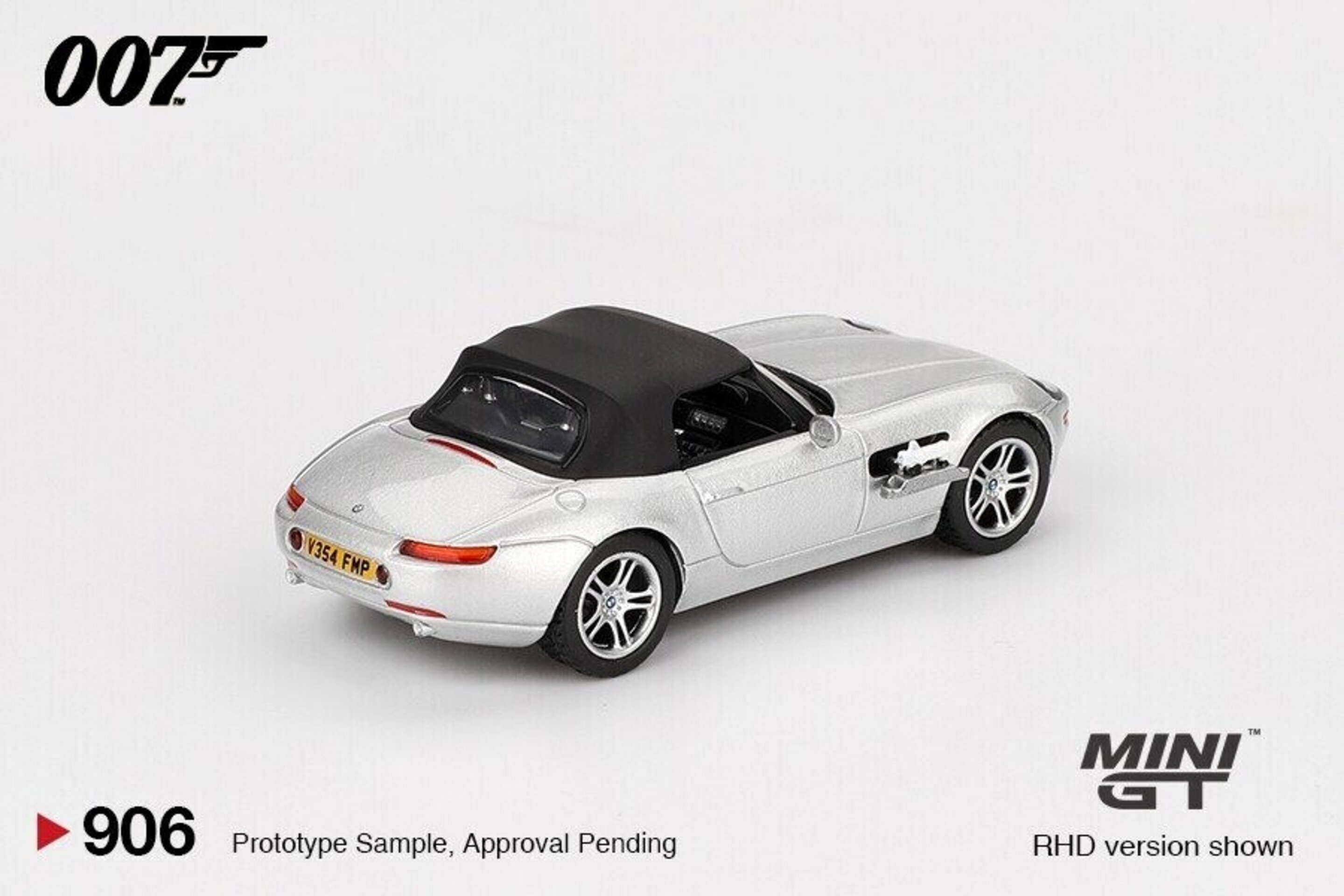 MGT00906-007 Mini GT 1:64 BMW Z8 – The World Is Not Enough 1999 (English) - 3