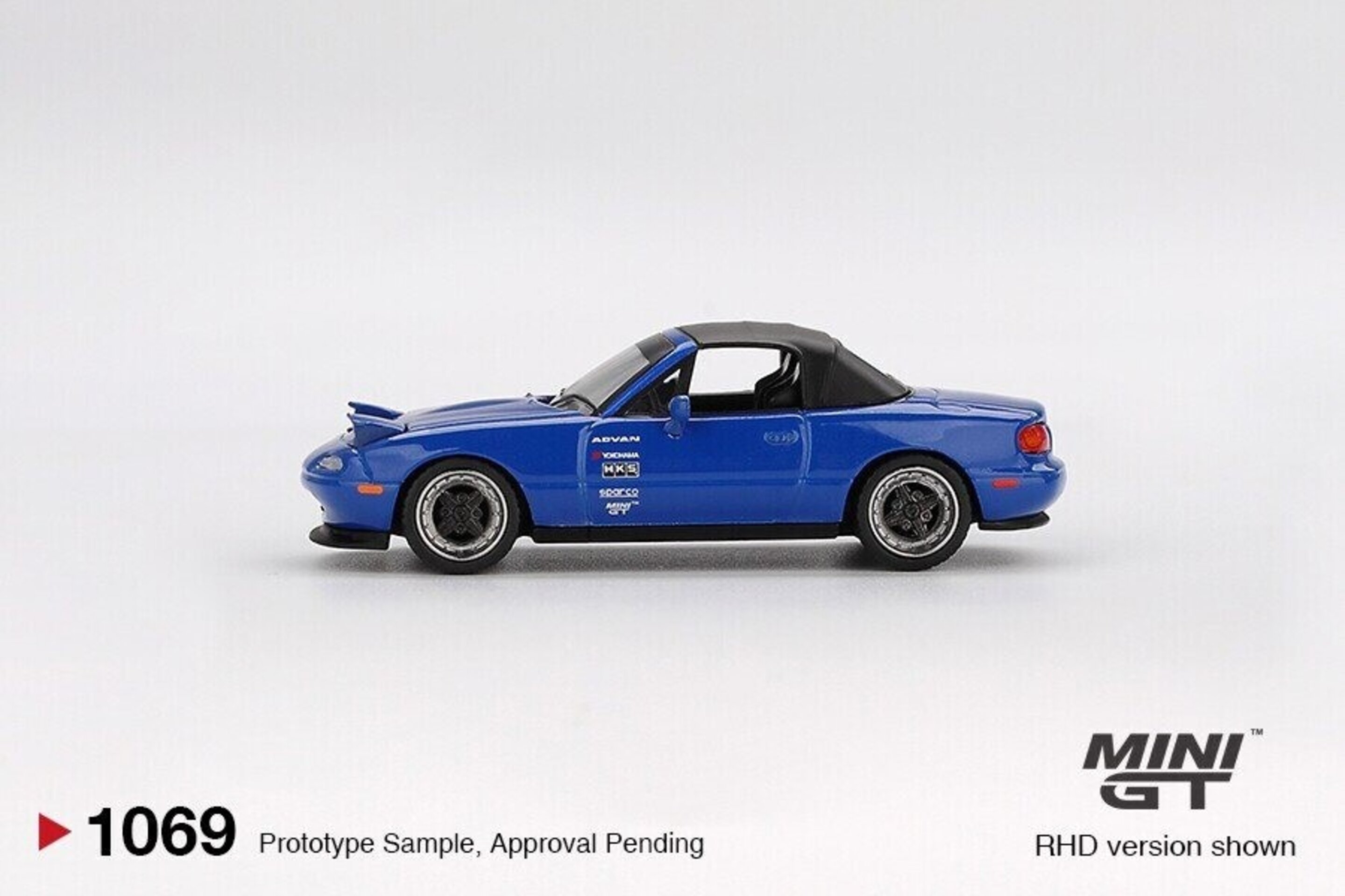 MGT01069-L 1:64 MAZDA MX-5 MIATA TUNED VERSION DARK BLUE 1990 – Mini GT - 3